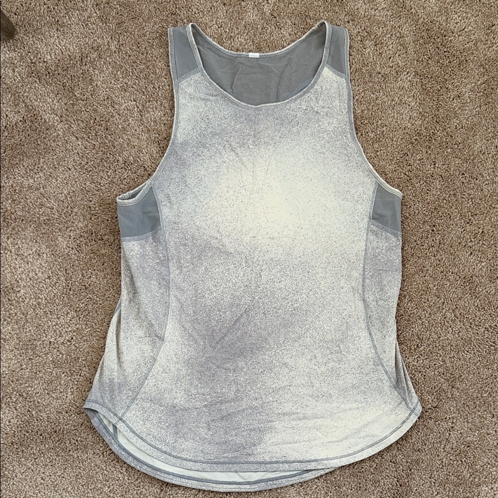 Lululemon top